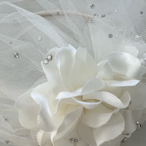 Wedding Bridal Headpiece Crystal with Flowers Ivory main image 10